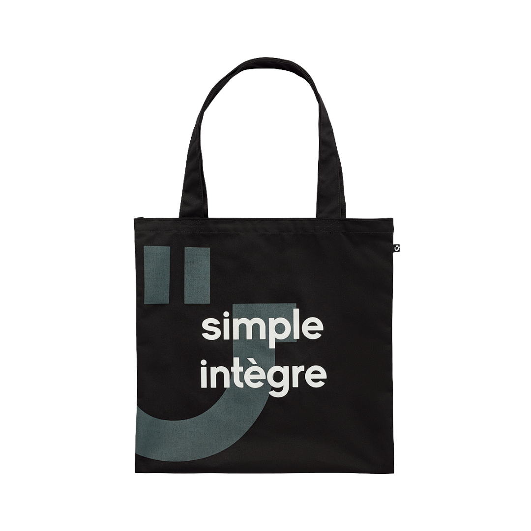 Tote bag simple intègre